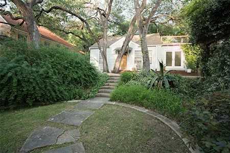 2831 Shoal Crest Ave Austin, TX 78705
