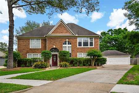 5034 Moss Run Dr Missouri City, TX 77459