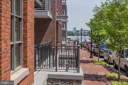 16 Bakers Walk #104 Alexandria, VA 22314