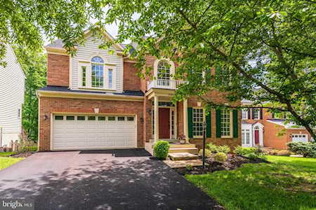 20894 Laurel Leaf Ct Ashburn, VA 20147