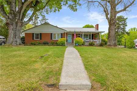 300 Lake Drive Lexington, NC 27295