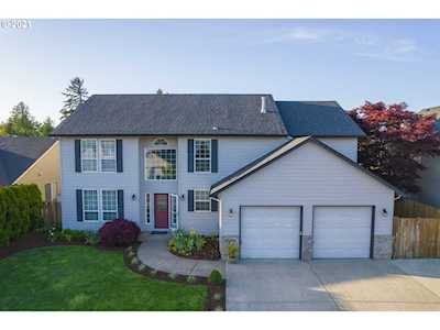15097 SE Pinegrove Loop Clackamas, OR 97015