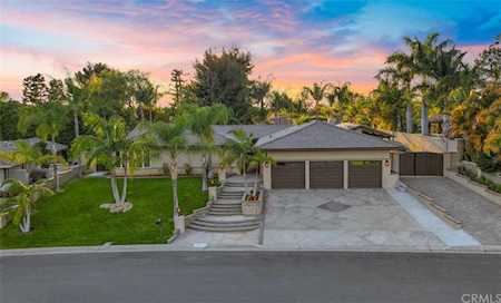 10571 Orangegrove Circle Villa Park, CA 92861