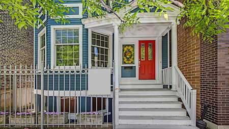 2121 W Belmont Ave Chicago, IL 60618