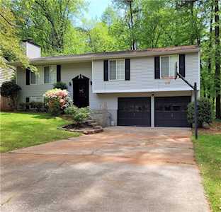 305 Hembree Forest Circle Roswell, GA 30076