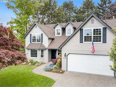 12950 SW Glacier Lily Cir Tigard, OR 97223