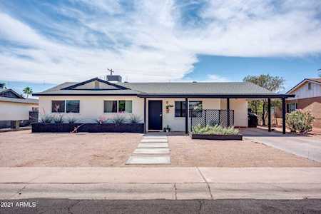 7413 E Moreland Street Scottsdale, AZ 85257
