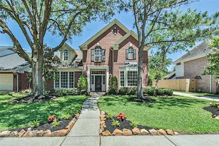 17006 Preston Springs Dr Houston, TX 77095