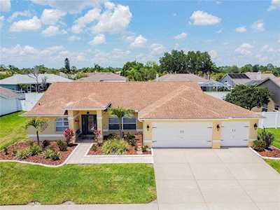 22715 Magnolia Trace Blvd Lutz, FL 33549