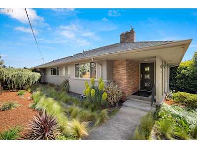 8056 SW 4th Ave Portland, OR 97219