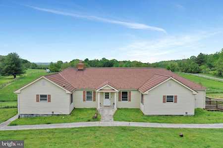 1736 Harpers Ferry Rd Knoxville, MD 21758