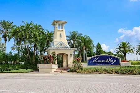 824 Islebay Dr Apollo Beach, FL 33572