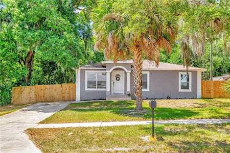 8714 N 22nd St Tampa, FL 33604