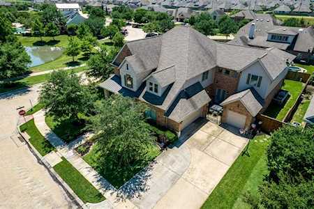 9303 Georgetown Glen Circle Cypress, TX 77433