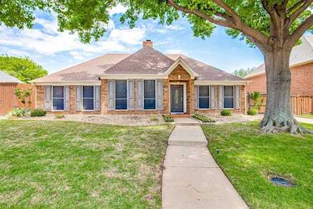 710 Shannon Lane Highland Village, TX 75077