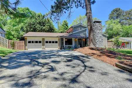 3134 Shallowford Place Chamblee, GA 30341