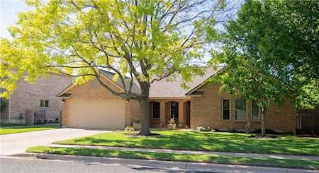 1613 Paper Moon DR Cedar Park, TX 78613