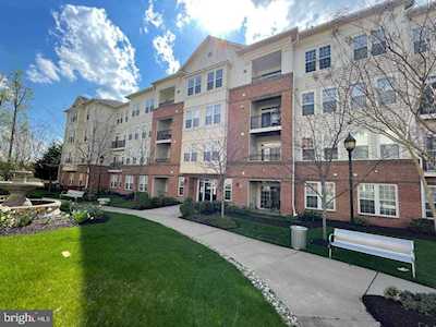2500 Kensington Gardens #204 Ellicott City, MD 21043