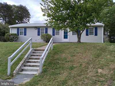 8821 Fort Smallwood Rd Pasadena, MD 21122