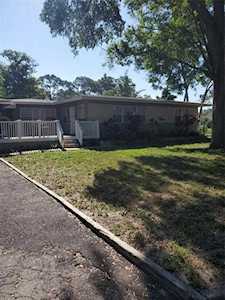 118 98th Ave NE St Petersburg, FL 33702