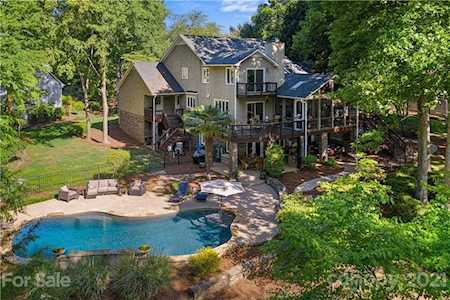 21101 Blakely Shores Dr Cornelius, NC 28031
