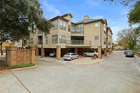 1910 Robbins PL #301 Austin, TX 78705