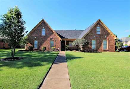 1639 Grafton Cv Collierville, TN 38017