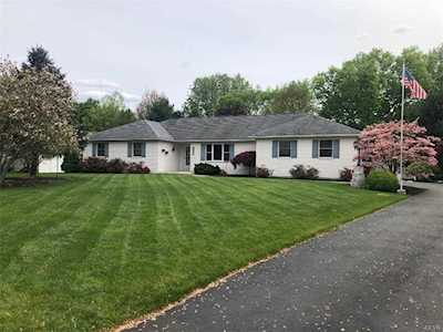 2760 Destiny Ln Easton, PA 18040