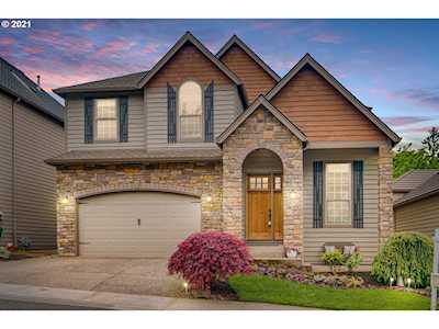 8728 NW Savoy Ln Portland, OR 97229