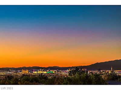 12 Winding Rd Henderson, NV 89052