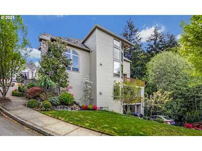 9241 NW Murdock St Portland, OR 97229