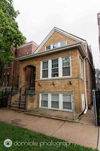 1654 W Melrose St #1 Chicago, IL 60657