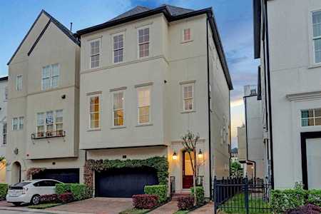 10935 Wrenwood Green Houston, TX 77043
