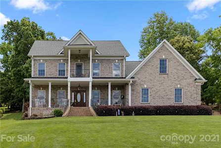 240 Quiet Waters Rd Belmont, NC 28012