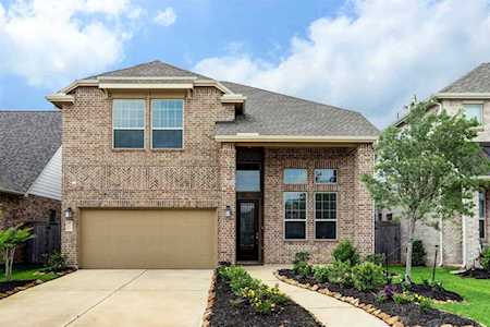 10851 Texas Rose Dr Missouri City, TX 77459
