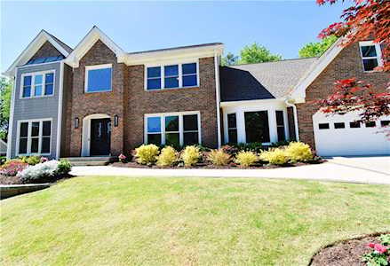 1233 Redfield Ridge Dunwoody, GA 30338