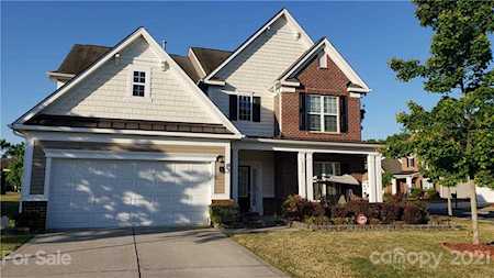 8004 Red Water Rd Charlotte, NC 28277