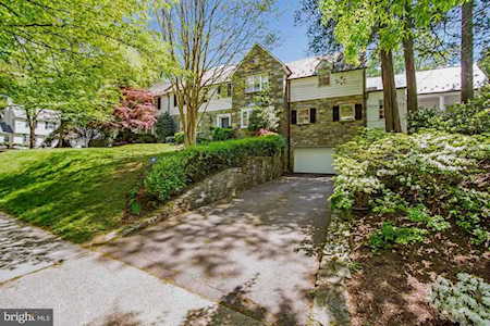 4722 Rodman St NW Washington, DC 20016