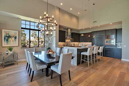 2 Biltmore Estate #200 Phoenix, AZ 85016