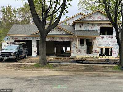 451 Goodhue Street Saint Paul, MN 55102