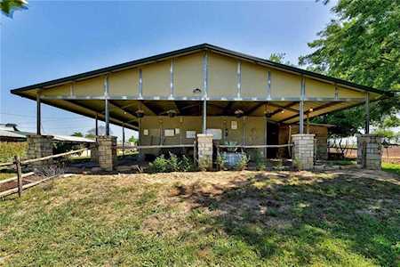 13304 Wright RD #6 Buda, TX 78610