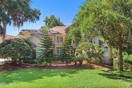 13656 Charter Ct Jacksonville, FL 32225
