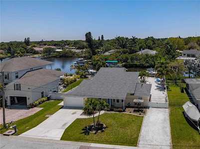 6903 9th Ave NW Bradenton, FL 34209