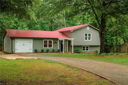 308 Quail Hollow Dr Woodstock, GA 30188