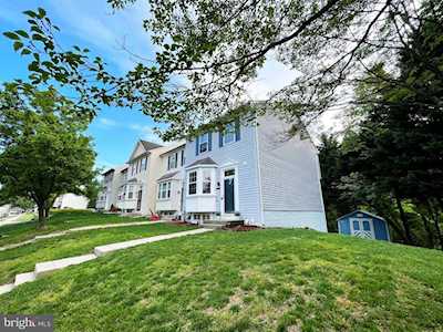 8200 Appalachian Dr Pasadena, MD 21122