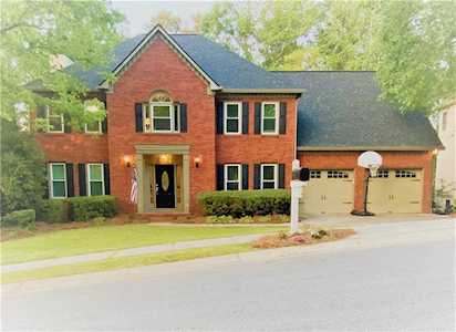 1362 Fallsbrook Way NW Acworth, GA 30101