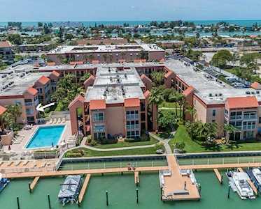 8901 Blind Pass Rd #230 St Pete Beach, FL 33706