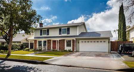2312 E Avalon Ave Santa Ana, CA 92705
