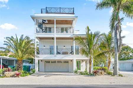 205 Sycamore Ave Anna Maria, FL 34216