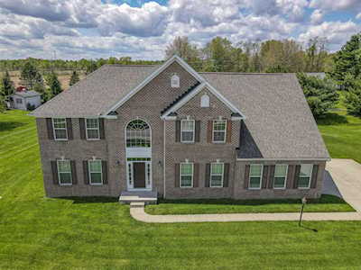 144 Tassel View Street Pataskala, OH 43062